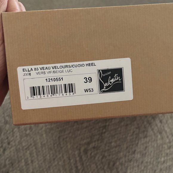 Christian Louboutin Red Knotted Sandals - Picture 2 of 4